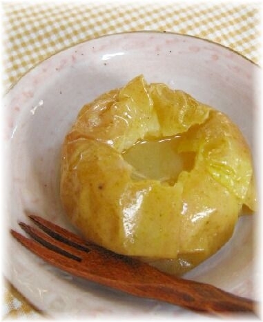 niniさん、こんにちは～（＾-＾）/"
りんごに溶けたバターが甘くてとっても美味しかったです～♪ほっと肩の力が抜けて癒されました☆ごちそ～様＾＾*