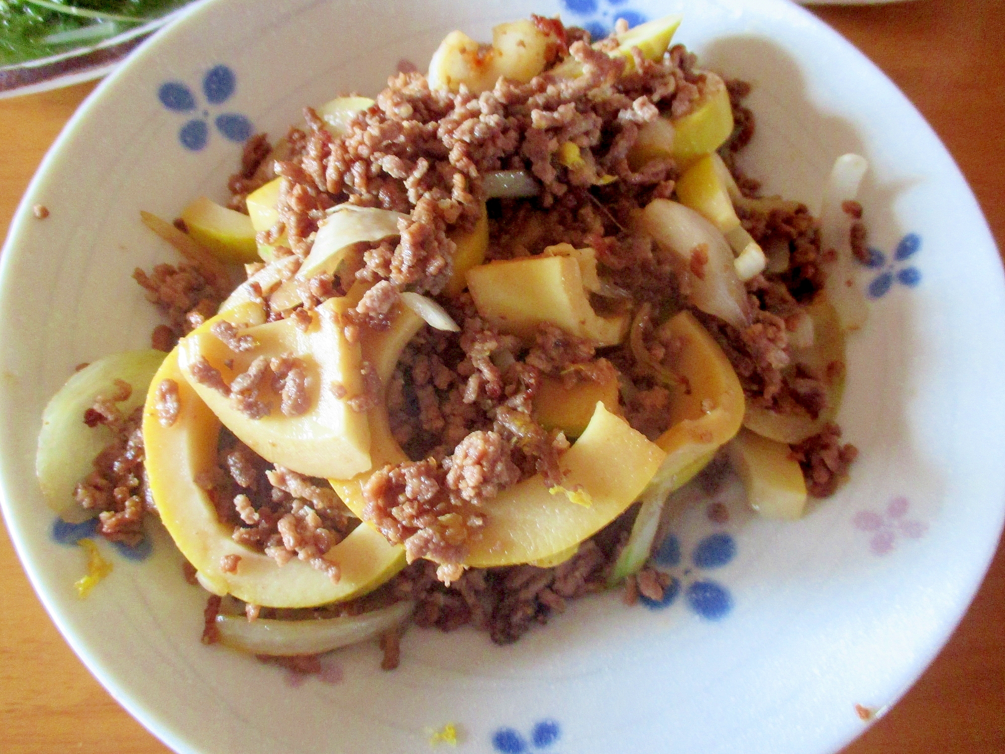 タケノコとひき肉の甘辛炒め