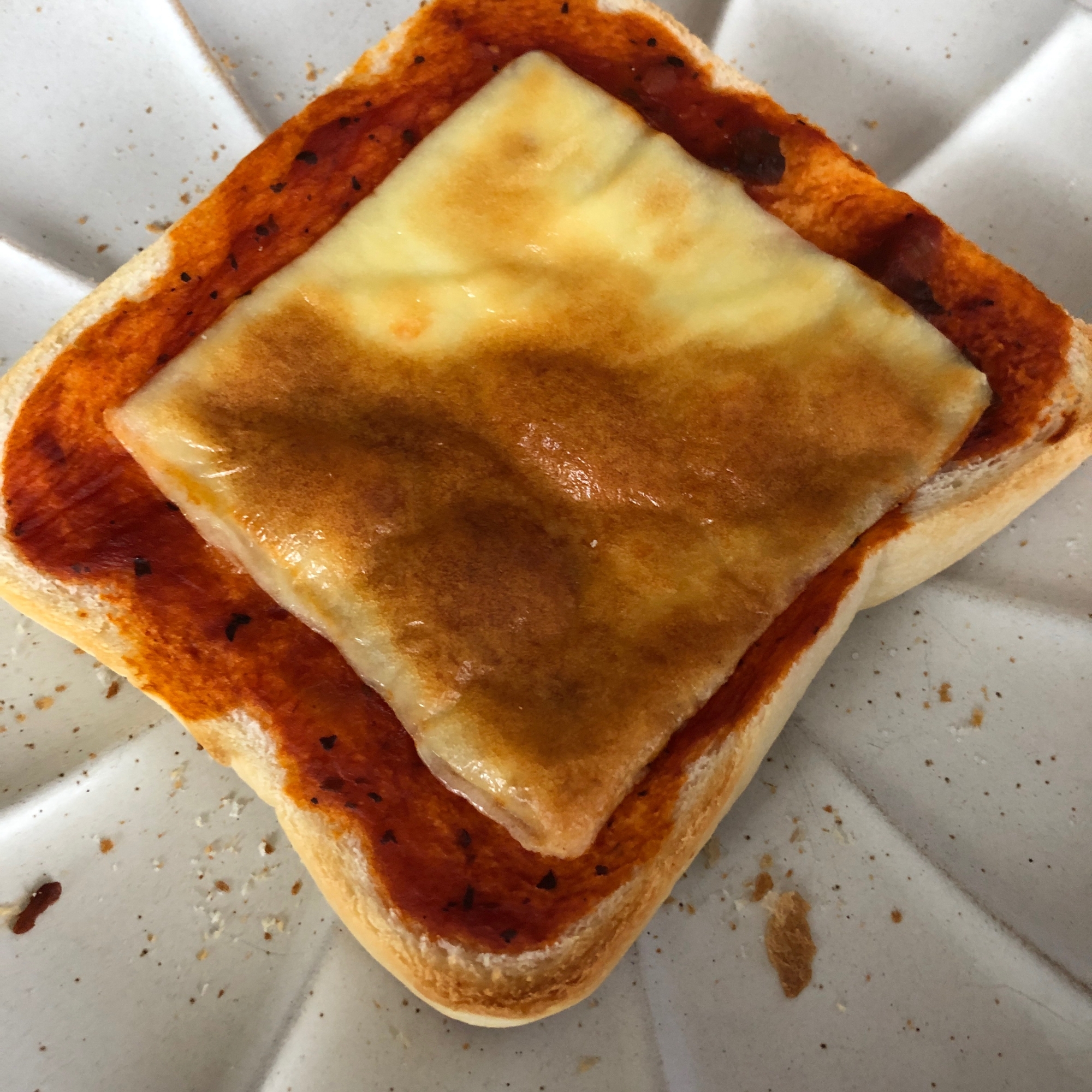 魚焼きグリルで作るピザトースト