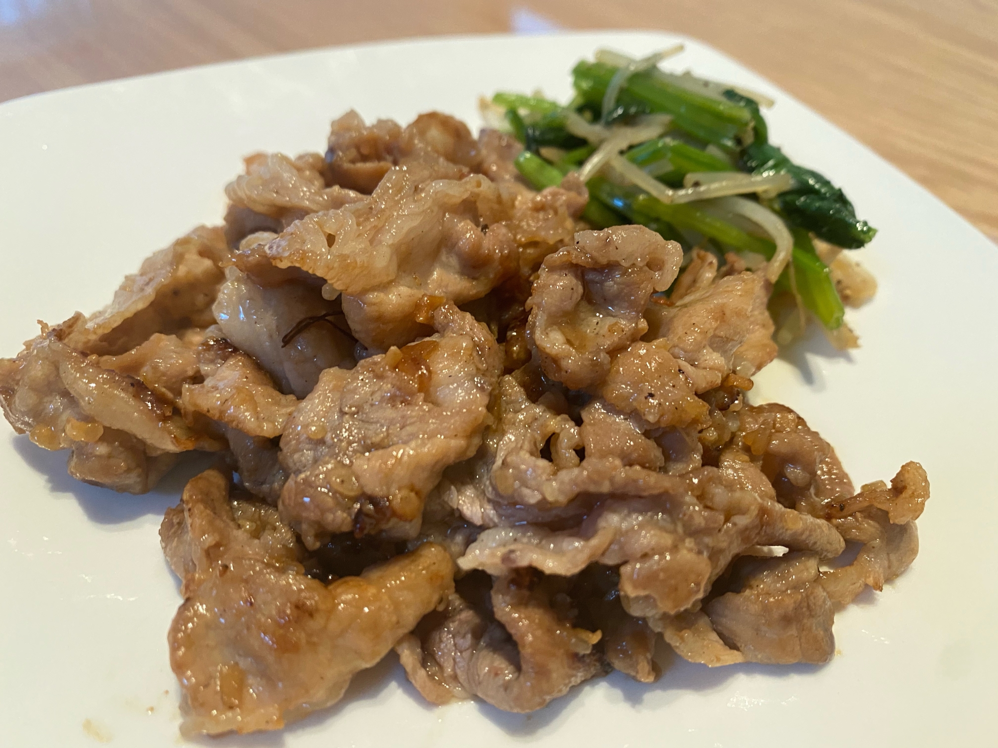 中華だれで♪ 塩麹の柔らか豚肉の炒め物