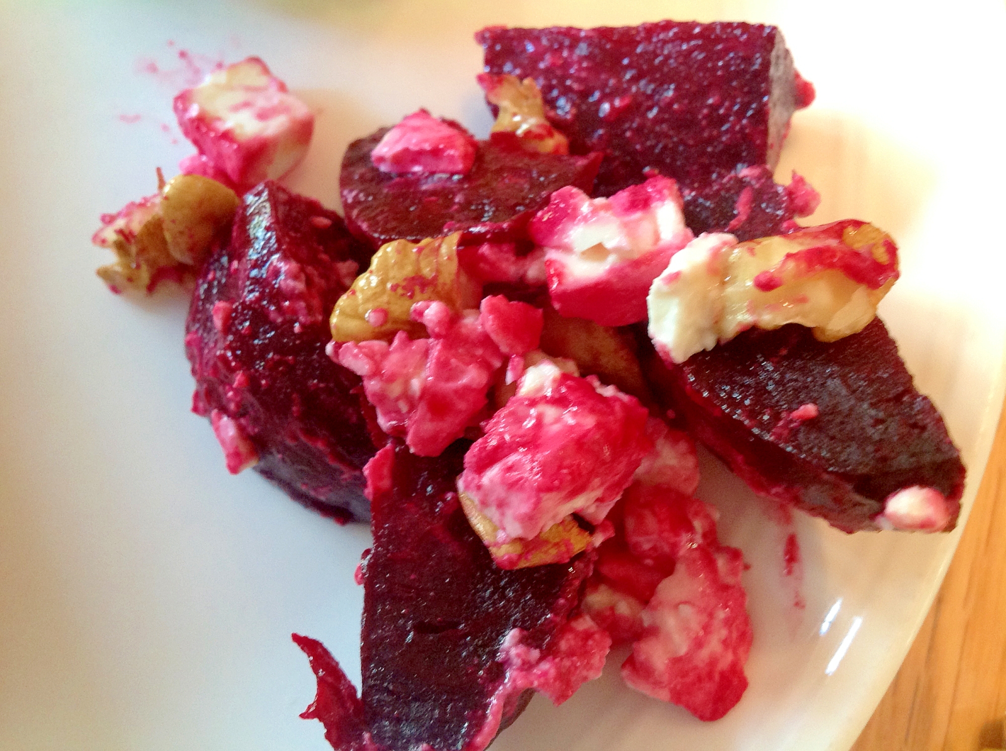 ビーツとクルミとフェタチーズのサラダ レシピ 作り方 By Findus 楽天レシピ