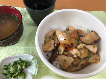 余った肉野菜炒めで！中華丼♪