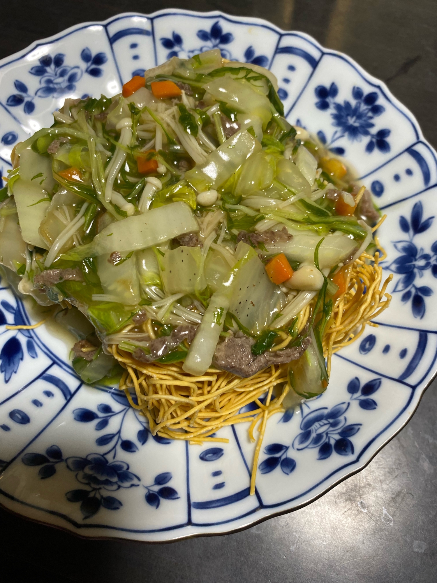 市販のかた焼きそばをつかって、野菜あんかけ