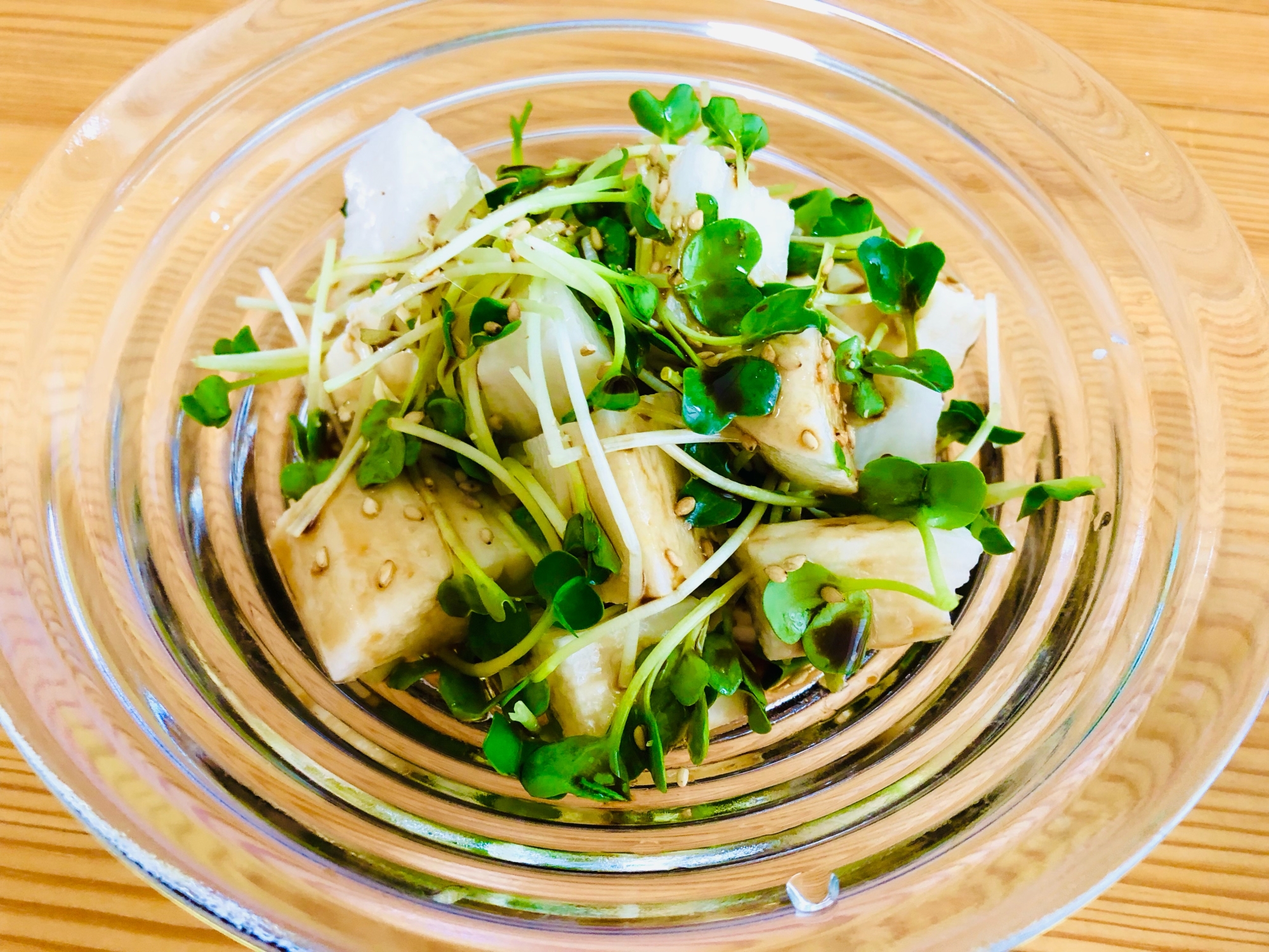 夏バテ防止に!☆豆腐と山芋のさっぱりサラダ