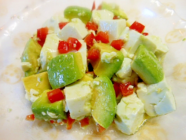 箸休めに☆アボガド+枝豆豆腐の簡単サラダ★