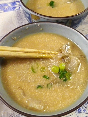 蓮根ごぼうの酒かす冷やし味噌汁