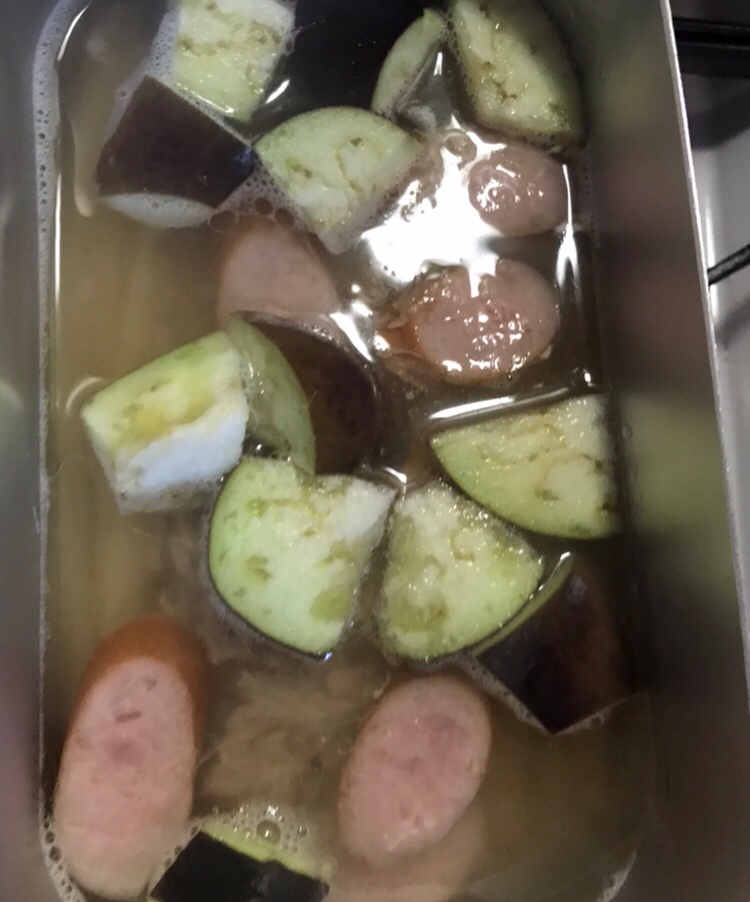 メスティンでなすとツナ ウインナーのトマトパスタ レシピ 作り方 By ボンド子 楽天レシピ