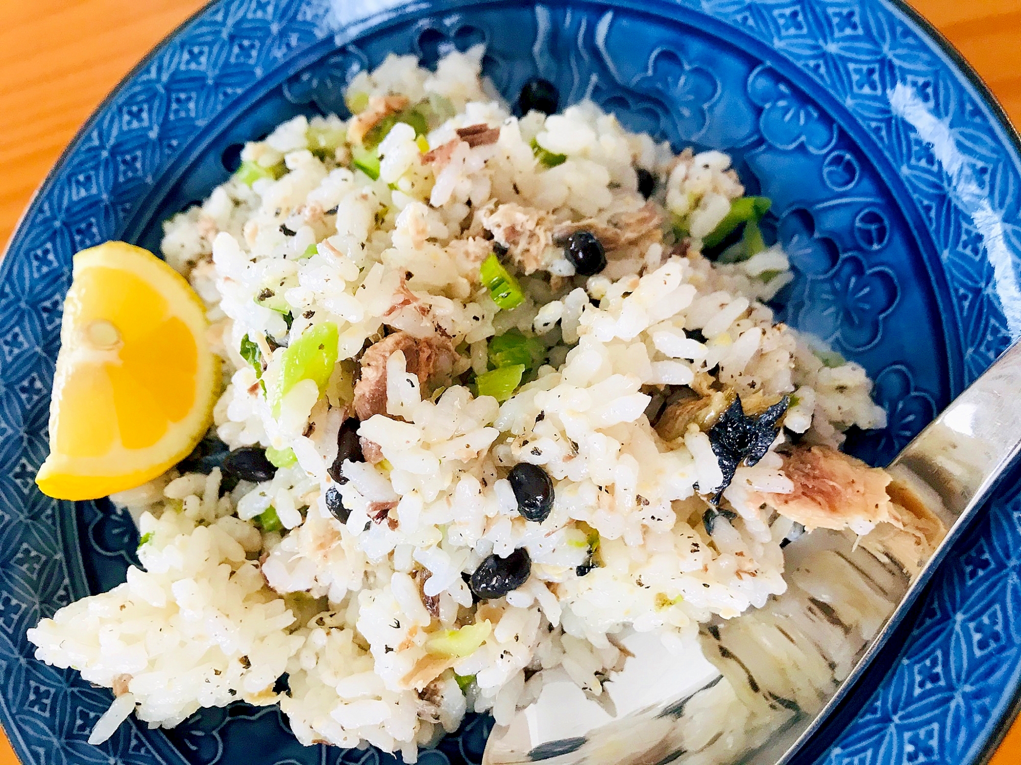 鯖缶と野沢菜のゆかりご飯