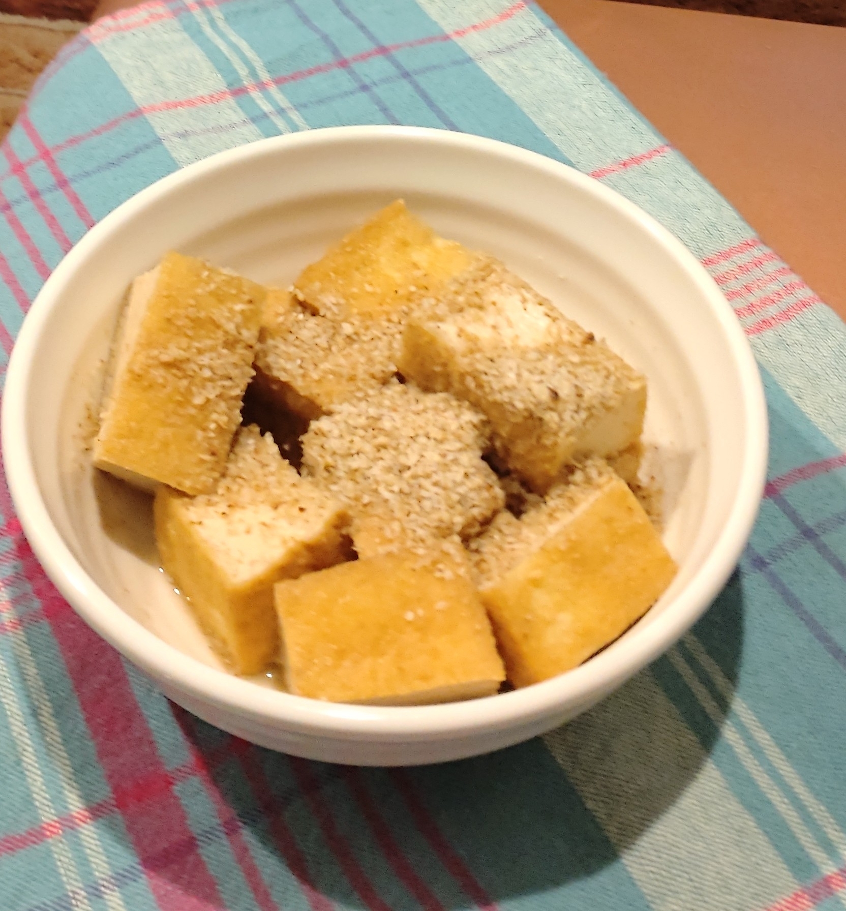 ごま入り厚揚げの煮物