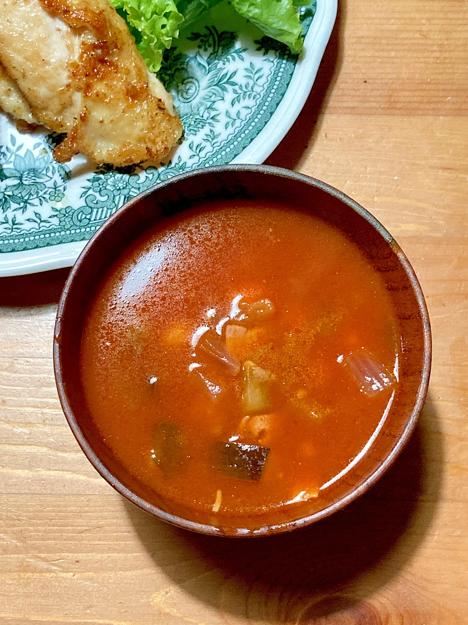 ひよこ豆と野菜のトマトスープ