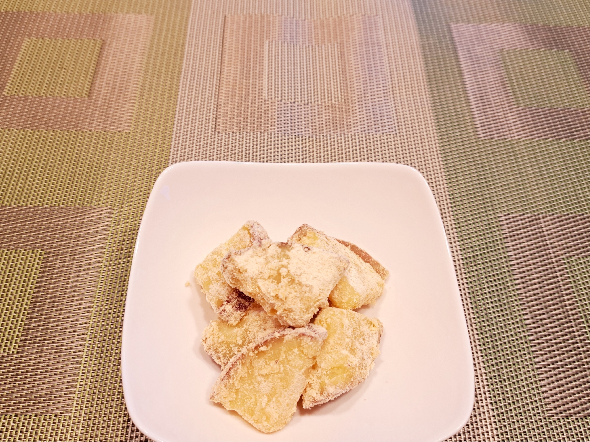 簡単おやつ！さつまいも きな粉がけ