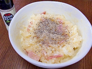 カルボナーラ風　卵かけご飯
