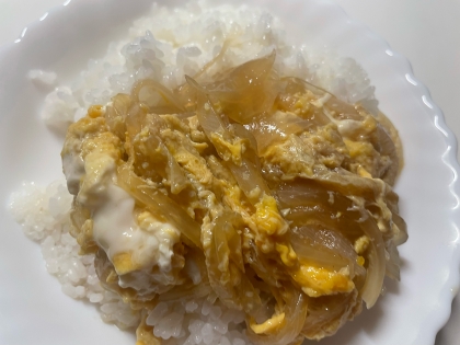 玉ねぎの卵とじ丼