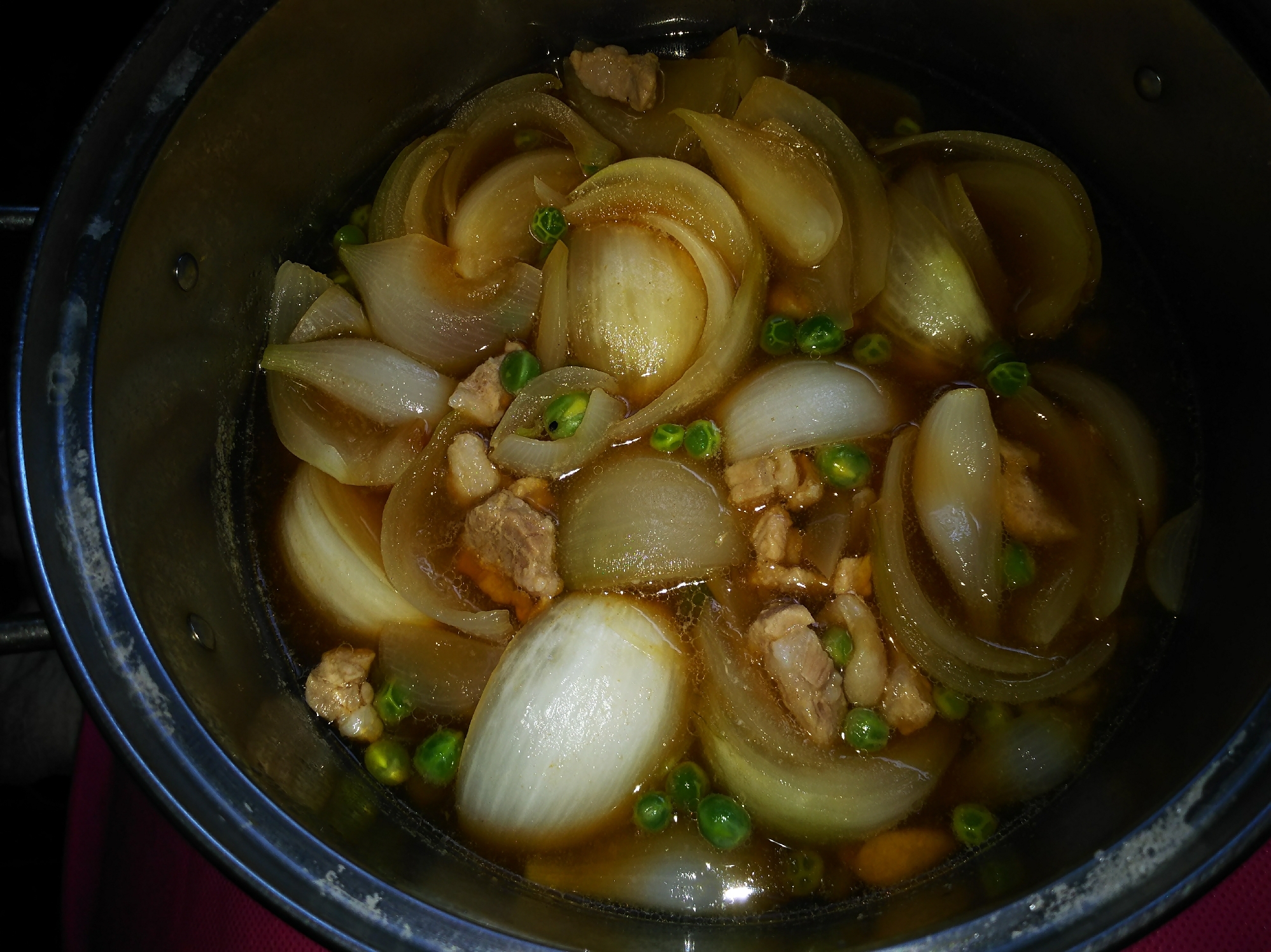 新玉ねぎと豚肉の煮物