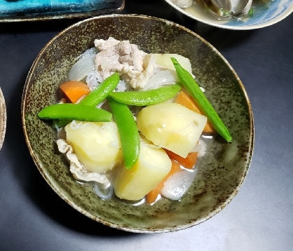 肉じゃがの塩麹煮込み