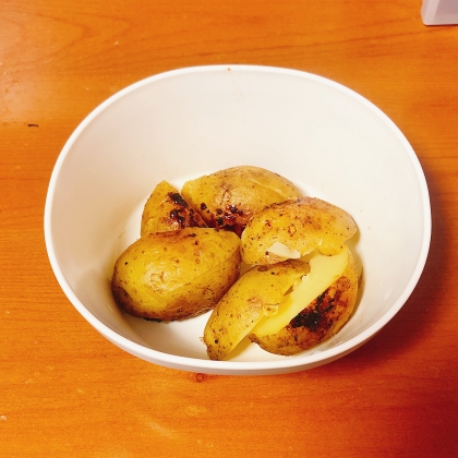 はゆのごはんさん٩（⚈̤‿⚈̤ ）۶♡
醤油マヨ炒めとても美味しかったです‎♡素敵なレシピありがとうございますෆ