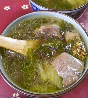 がっつり豚セロリ椎茸スープ