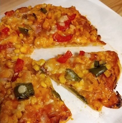 クリスピー生地のピザが好きなので作ってみました！
薄めにのばしてカリカリサクサクで美味しかったです。