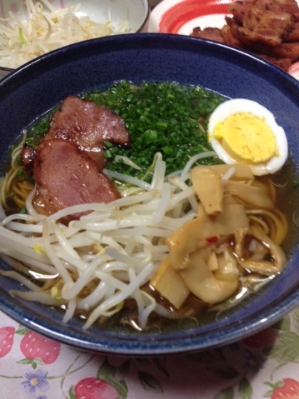 簡単にこんなに美味しいラーメンがたべれるなんて、嬉しいです^_^