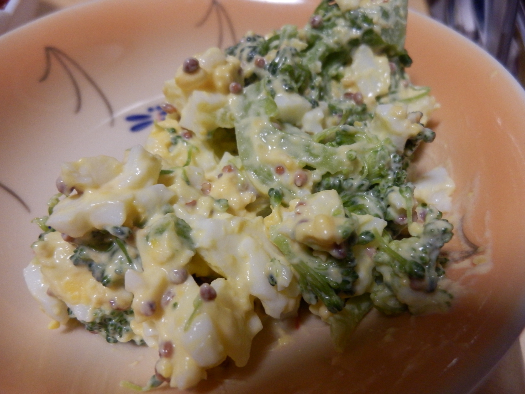 ブロッコリーと卵のサラダ~マスタード風味~