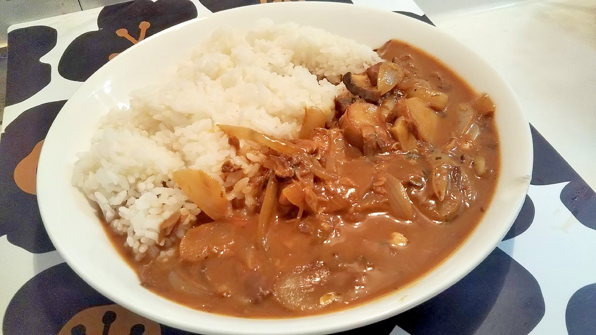 ☆にんにく☆サバたまねぎエリンギカレー