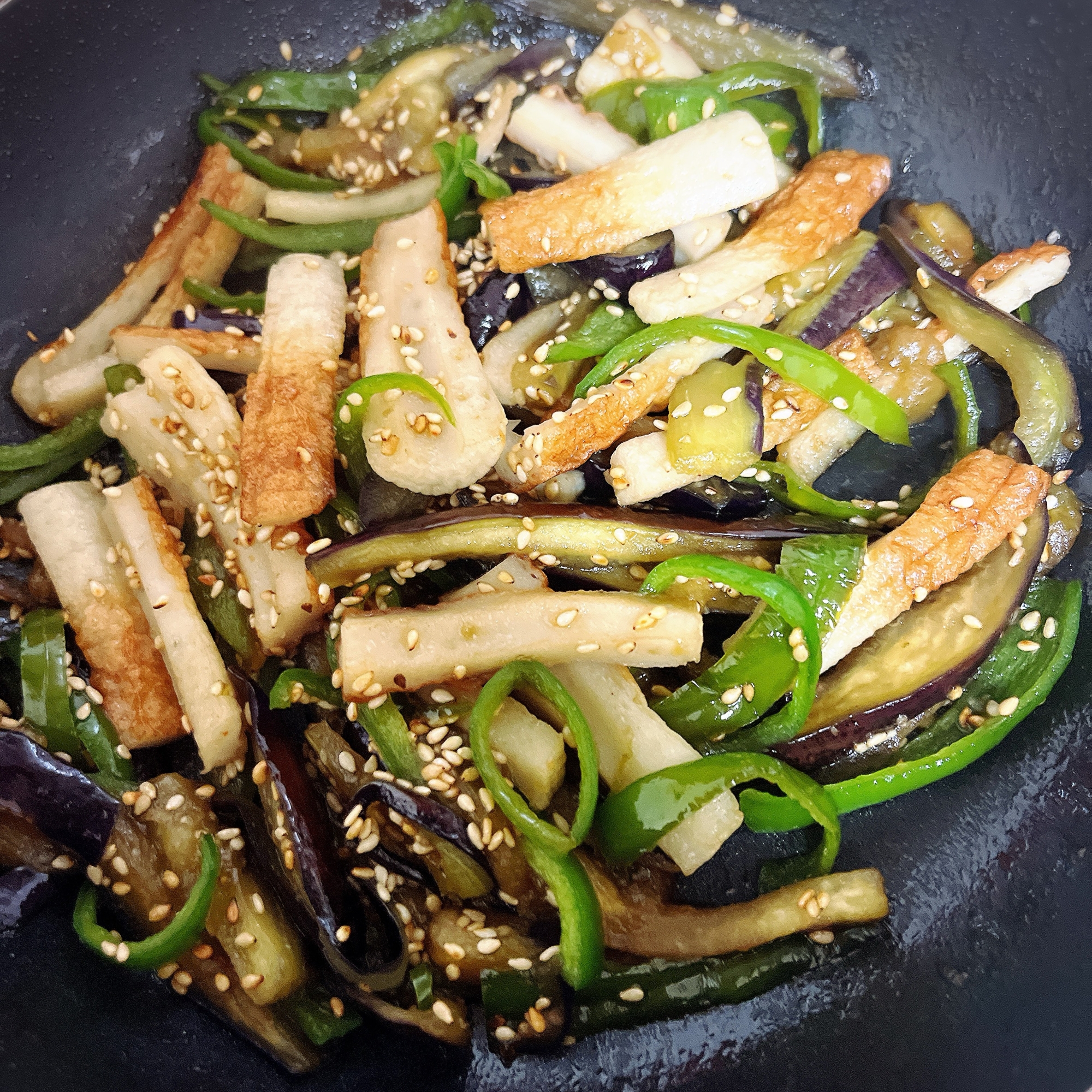 子供でも食べやすい!なすとピーマンとちくわの副菜