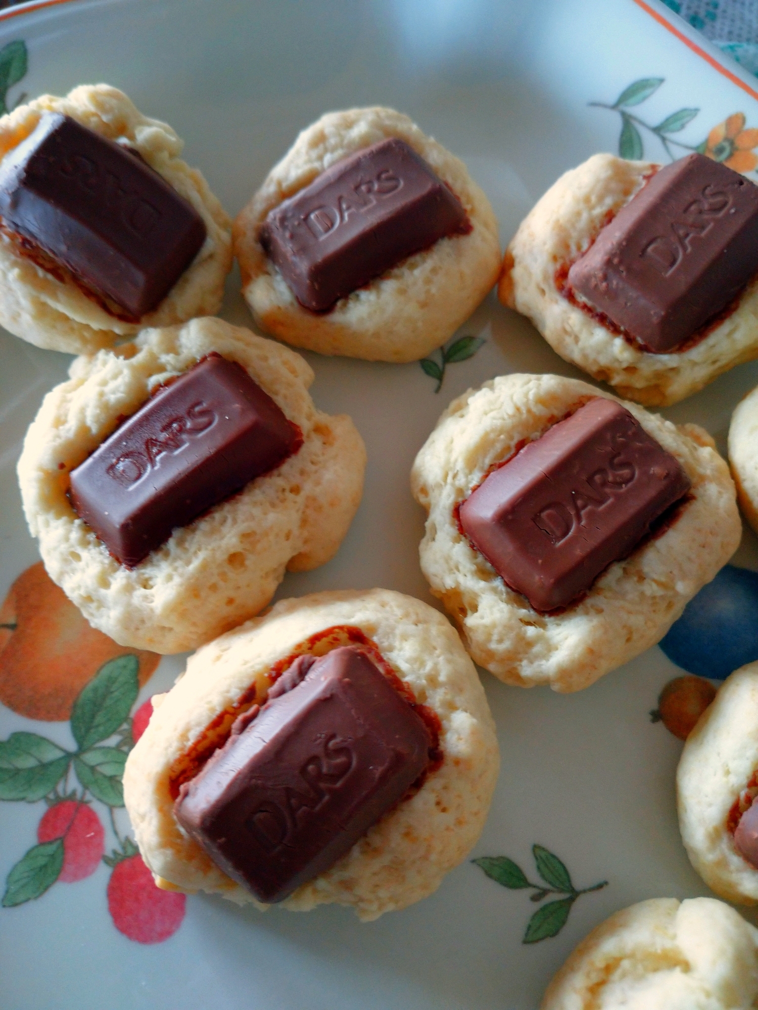 ホットケーキミックスで簡単！ひとくちチョコスコーン