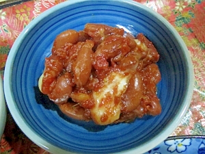 豆とモッツアレラチーズのトマト煮