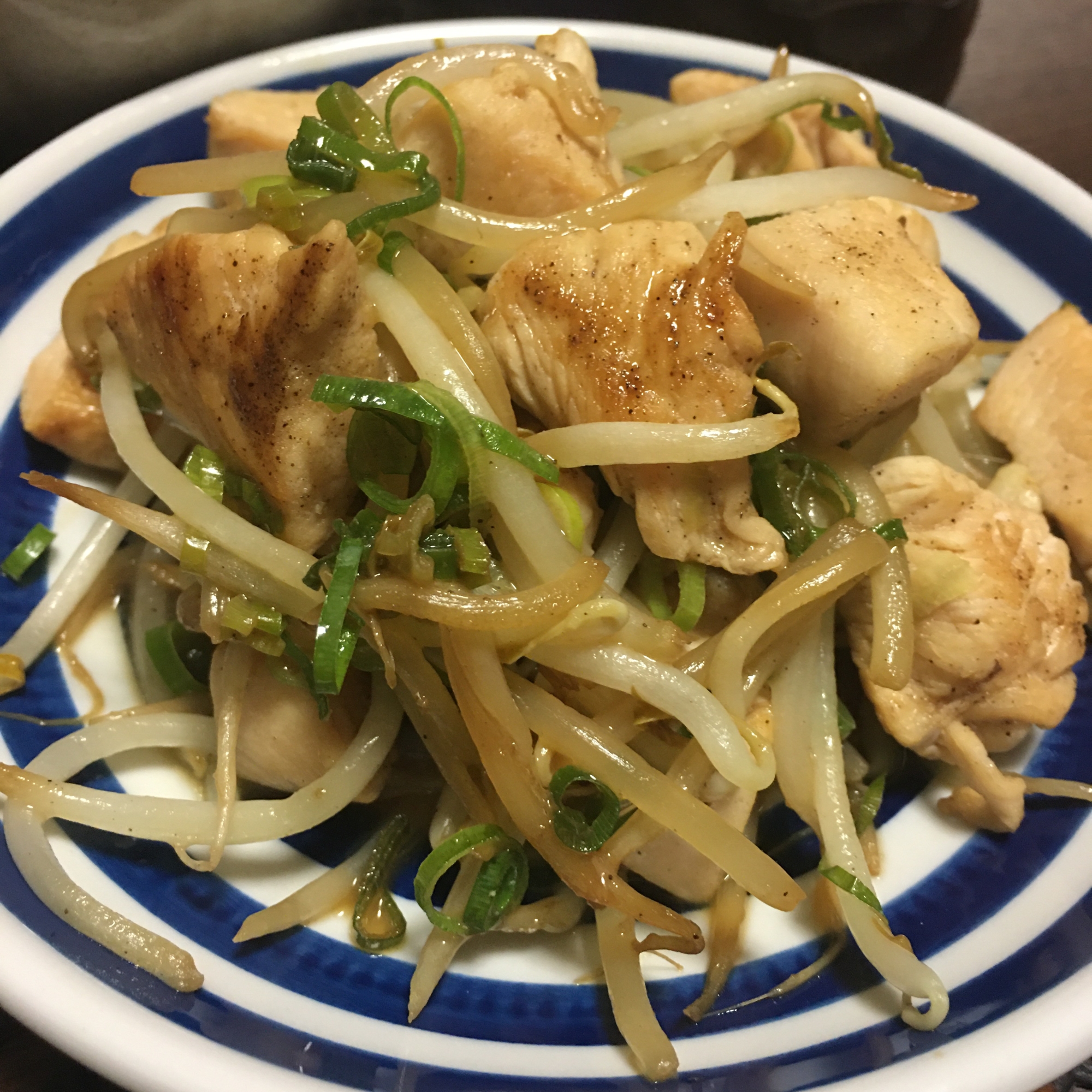 鶏むね肉の太もやし炒め⭐︎