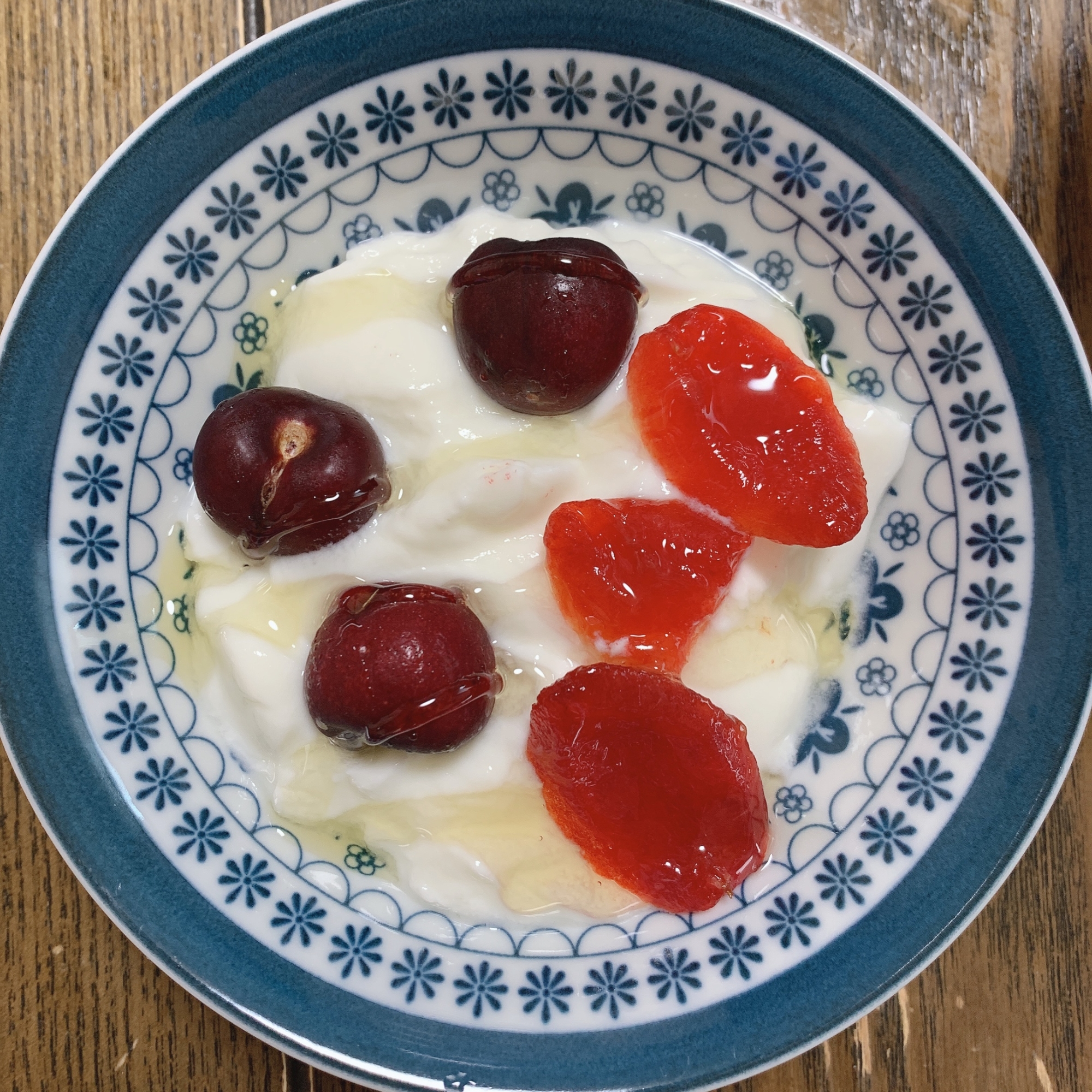 すももアメリカンチェリーヨーグルト レシピ 作り方 By えむえむむෆのんびりです 楽天レシピ すももアメリカンチェリーヨーグルト レシピ 作り方 By えむえむむෆのんびりです 楽天レシピ