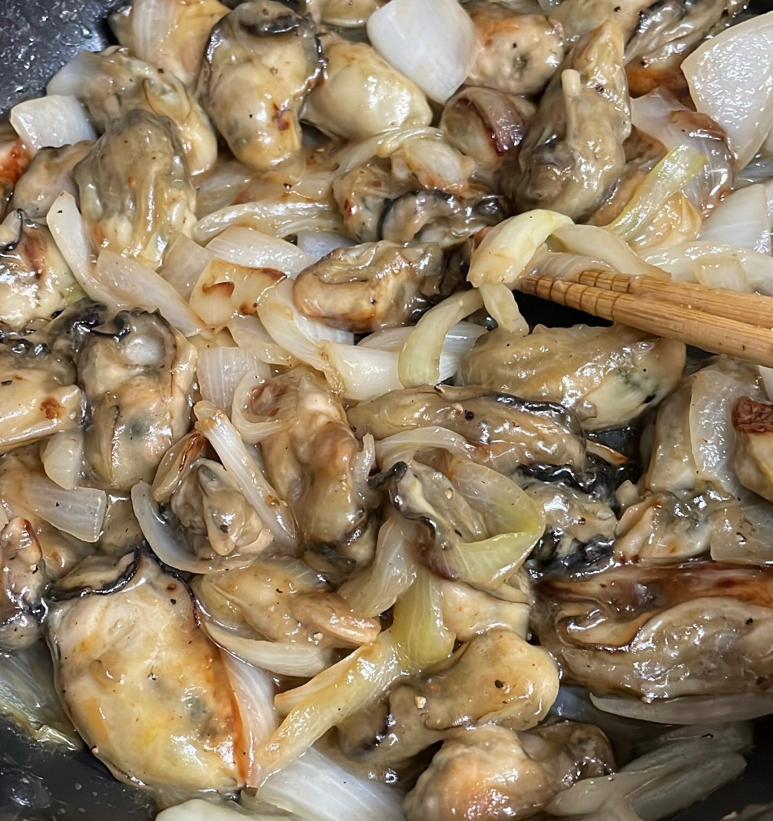 牡蠣のウェイパー炒め