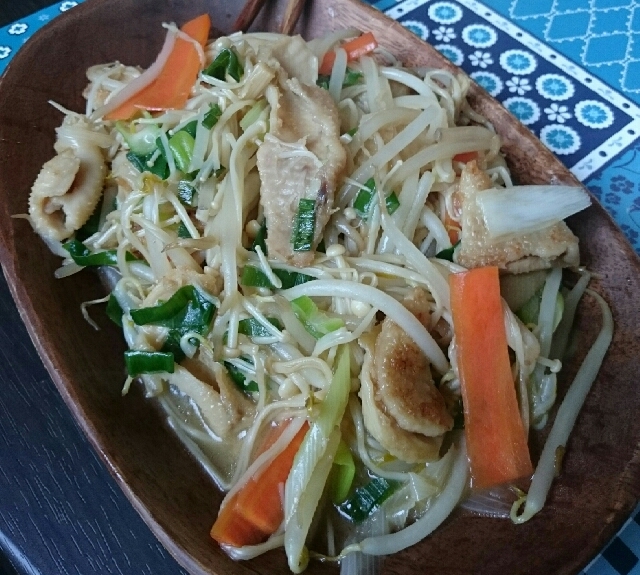 鶏皮と野菜の甘辛炒め♪