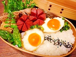 ウズラ卵 小さな目玉焼き ハムエッグ レシピ 作り方 By ブルーボリジ 楽天レシピ ウズラ卵 小さな目玉焼き ハムエッグ レシピ 作り方 By ブルーボリジ 楽天レシピ