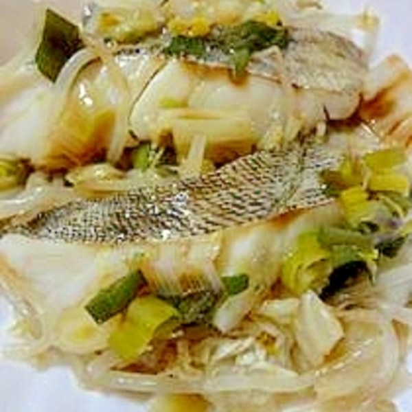 タラと野菜のフライパン蒸し レシピ 作り方 By Bebeko611 楽天レシピ タラと野菜のフライパン蒸し レシピ 作り方 By Bebeko611 楽天レシピ