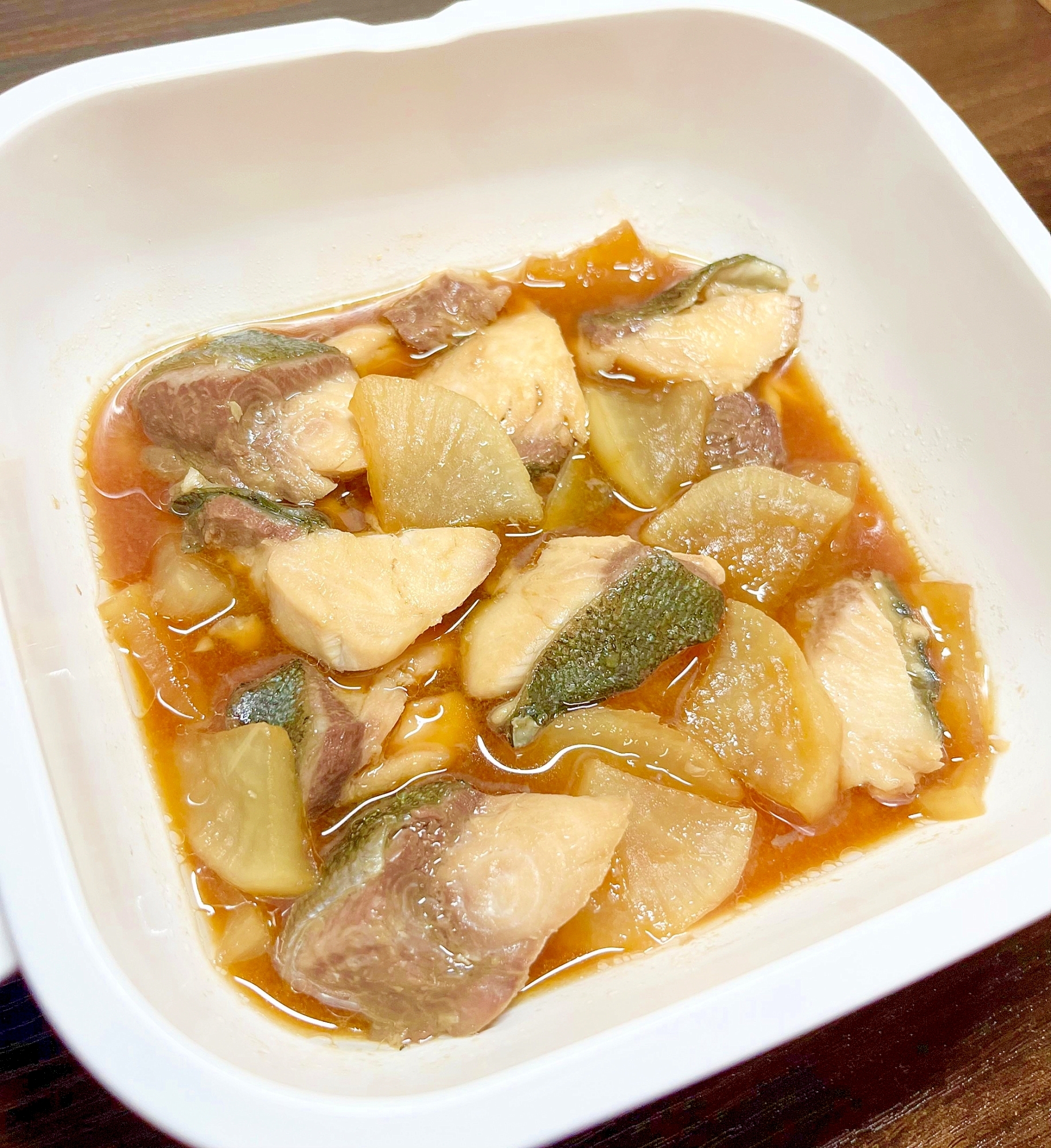 簡単レンジのみ⭐︎しっかり味しみブリ大根