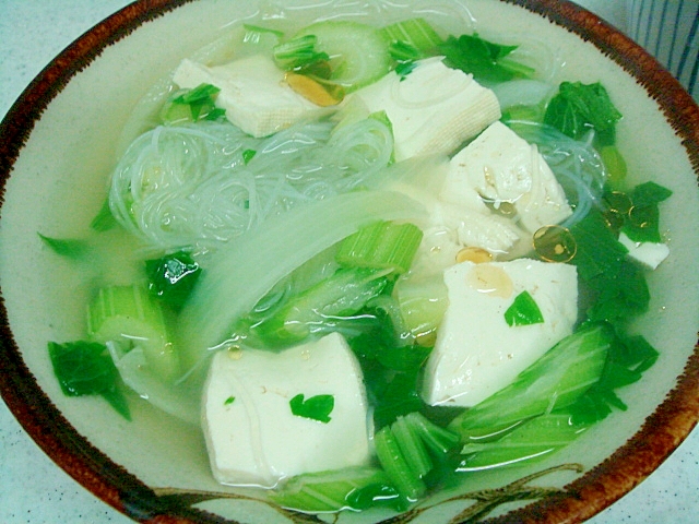 豆腐とセロリの汁ビーフン