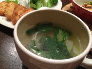青梗菜のスープ。さっぱり美味しい。