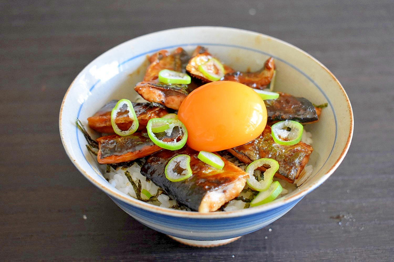 「さんま干物」で作る！さんま干物照り焼き丼