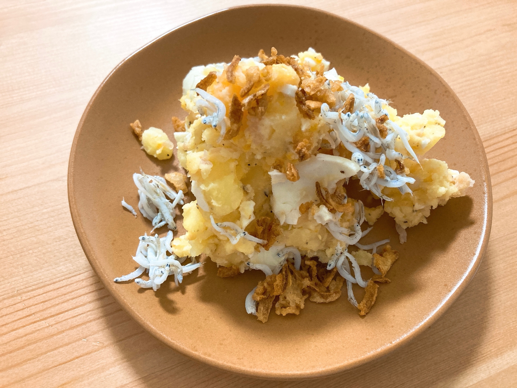 しらすと生ハムのポテトサラダ