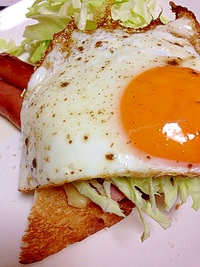 ズボラで美味しいカフェ風目玉焼きトースト レシピ 作り方 By ドラざえもん009 楽天レシピ