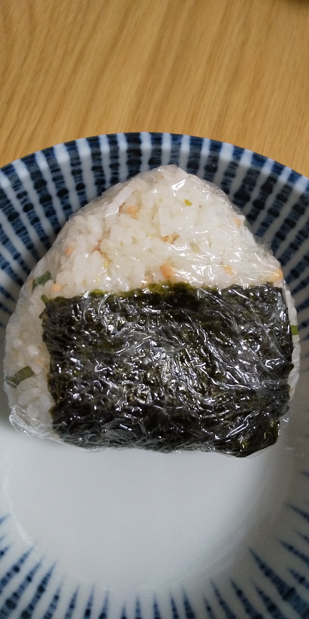 大葉と鮭の柚子胡椒おにぎり