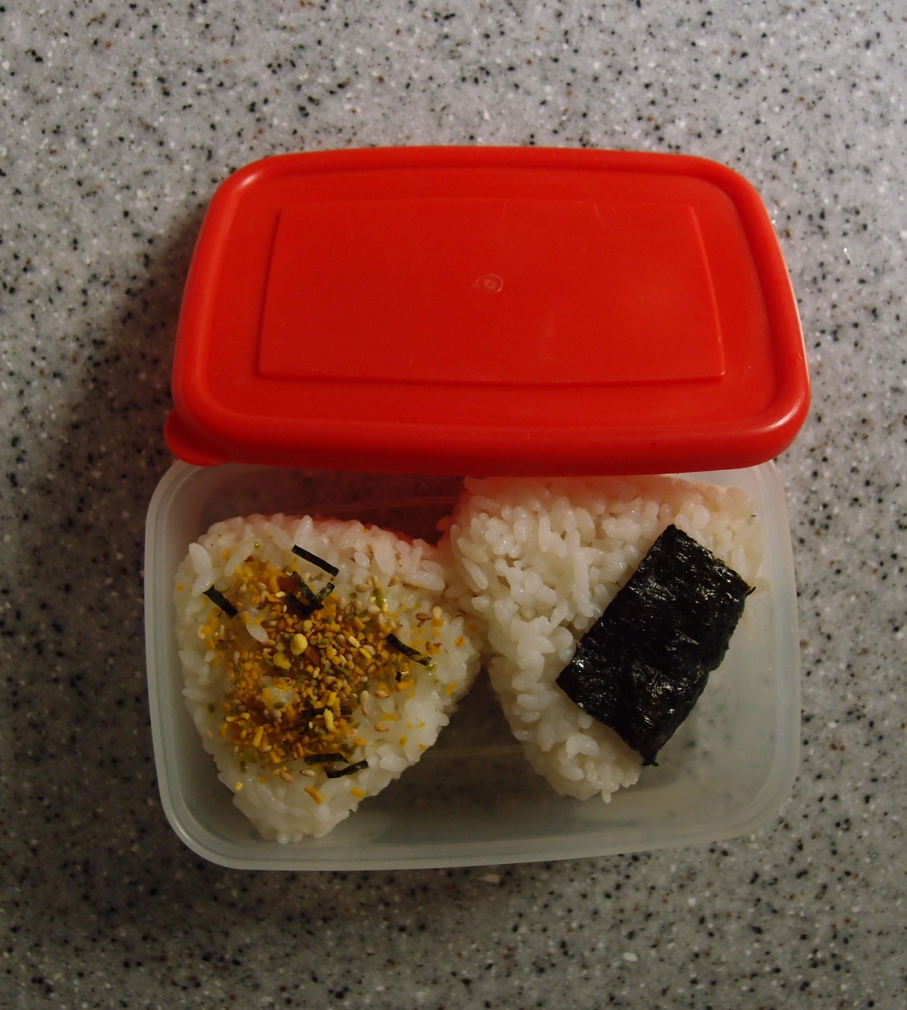 しいたけのおにぎり弁当