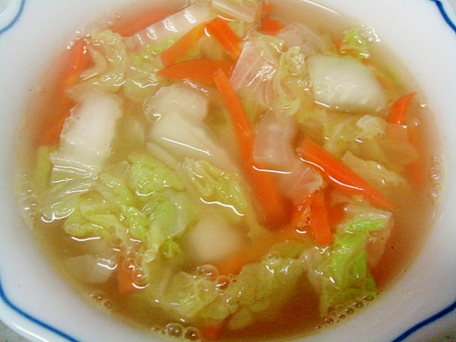 白菜と人参の和風スープ