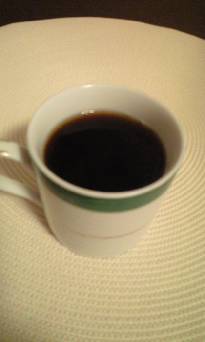 インスタントコーヒーで作りました。
いい香り～(*^_^*)
家事の合間に、Cafeで贅沢な時間を過ごした気分♪
ごちそうさまでした☆