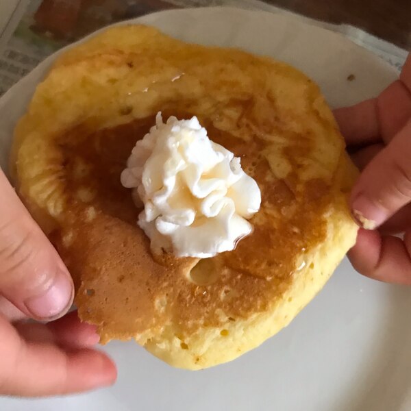 子供が喜ぶ シロップと生クリームホットケーキ レシピ 作り方 By Rママ 楽天レシピ 子供が喜ぶ シロップと生クリームホットケーキ レシピ 作り方 By Rママ 楽天レシピ