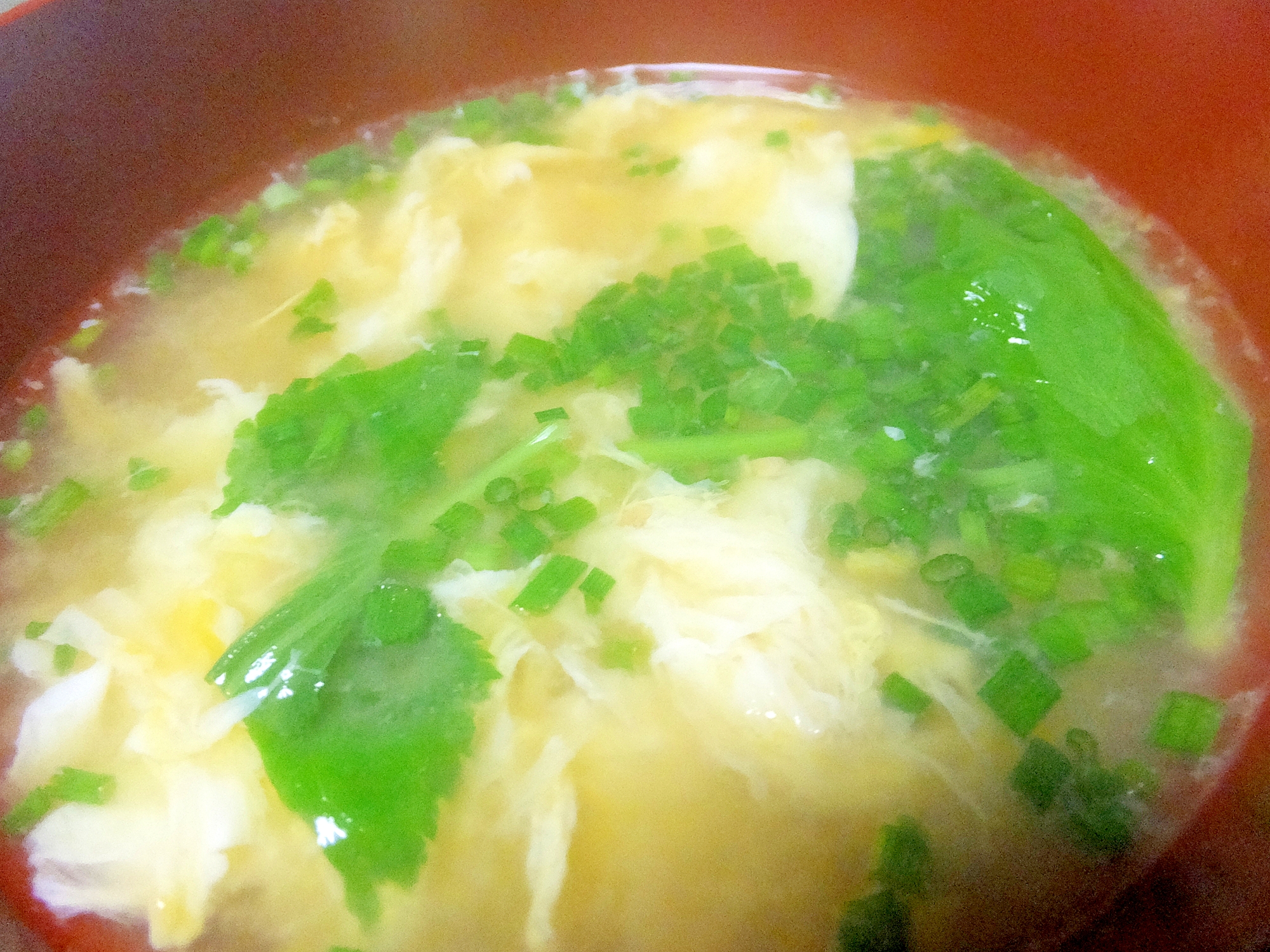 卵・三つ葉・小葱の味噌汁