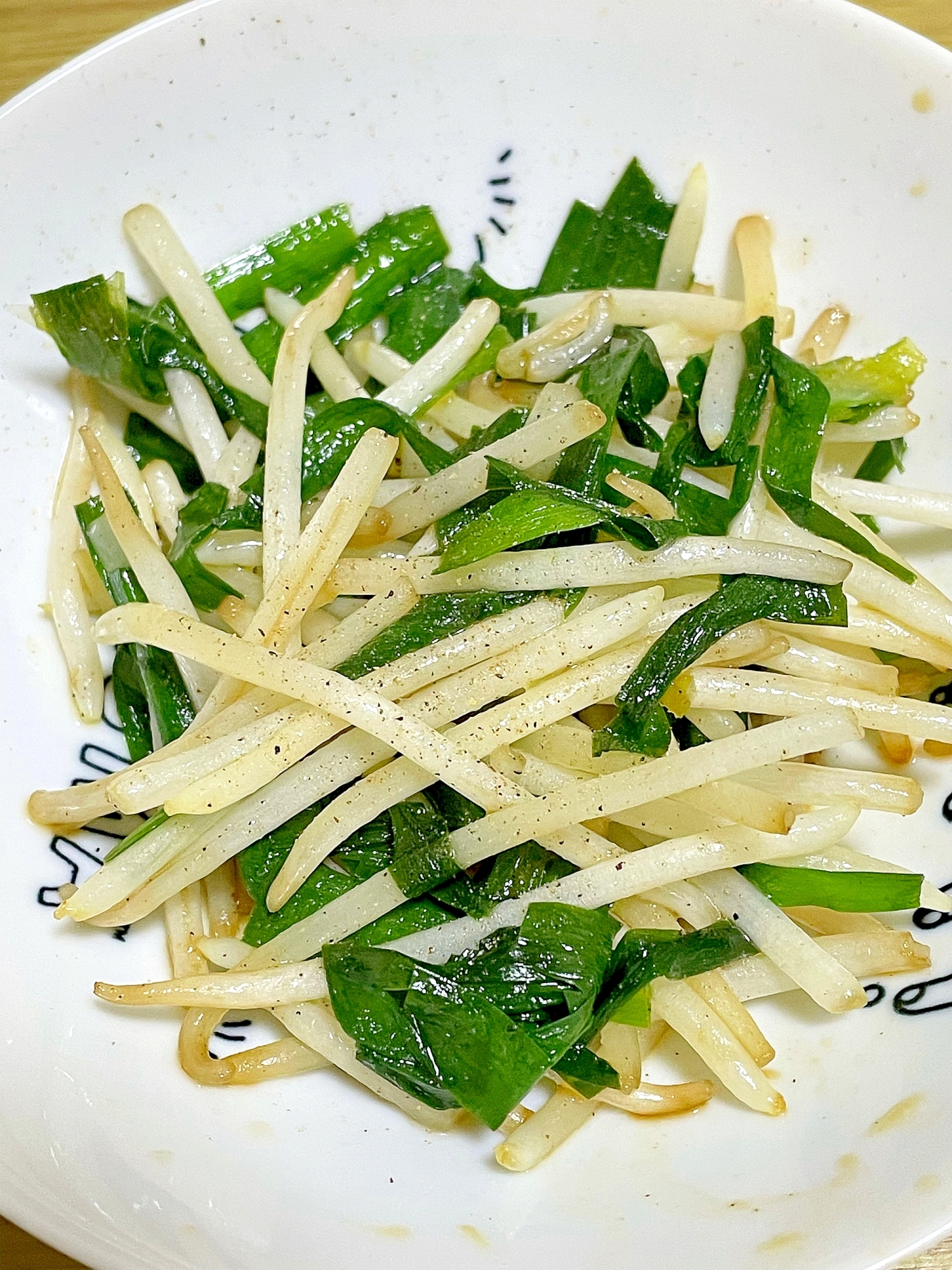 簡単 ニラもやし炒め レシピ 作り方 By Kuro 24 楽天レシピ 簡単 ニラもやし炒め レシピ 作り方 By Kuro 24 楽天レシピ