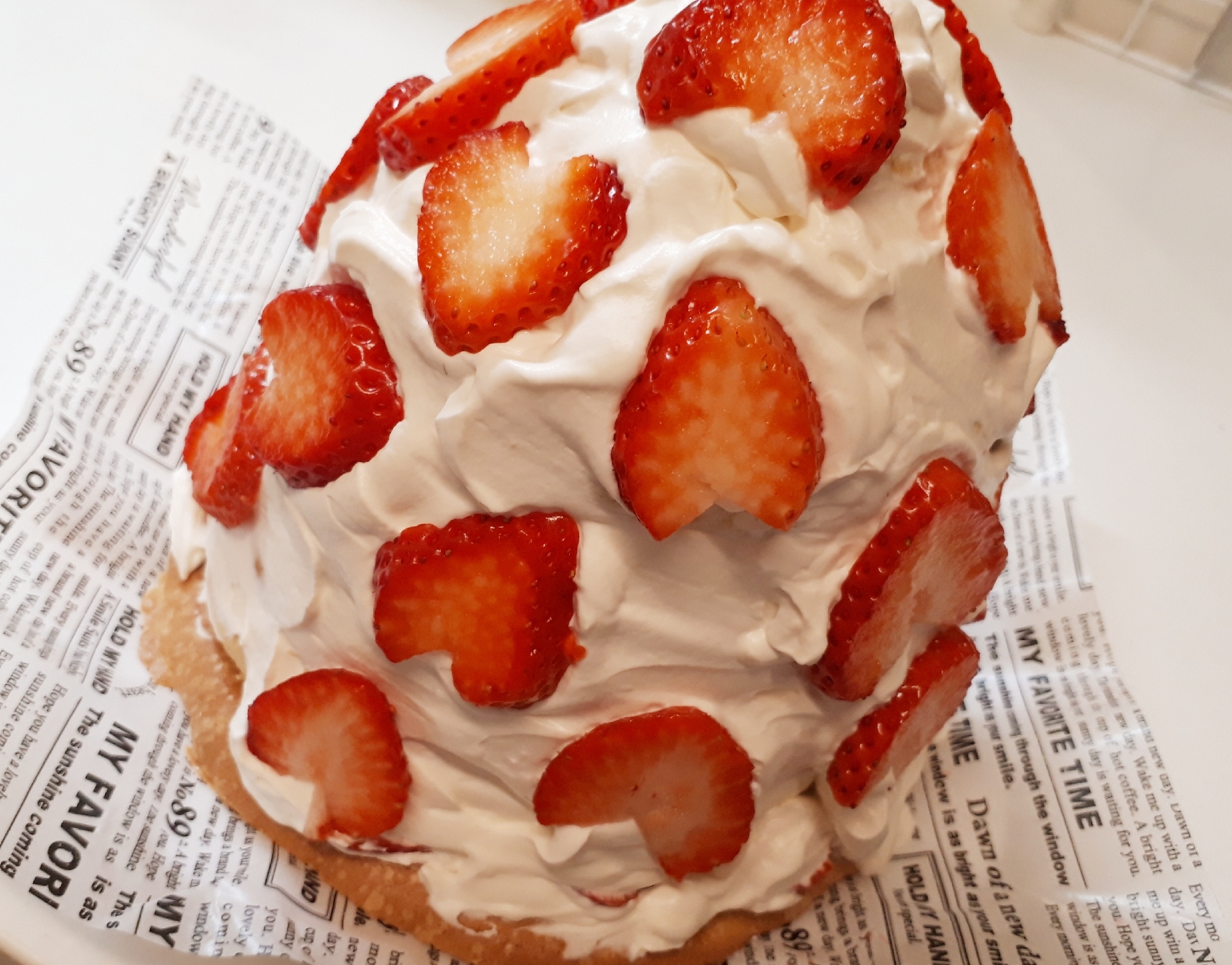 イチゴで桜の花びら風お山ケーキ レシピ 作り方 By もっずーく 楽天レシピ イチゴで桜の花びら風お山ケーキ レシピ 作り方 By もっずーく 楽天レシピ