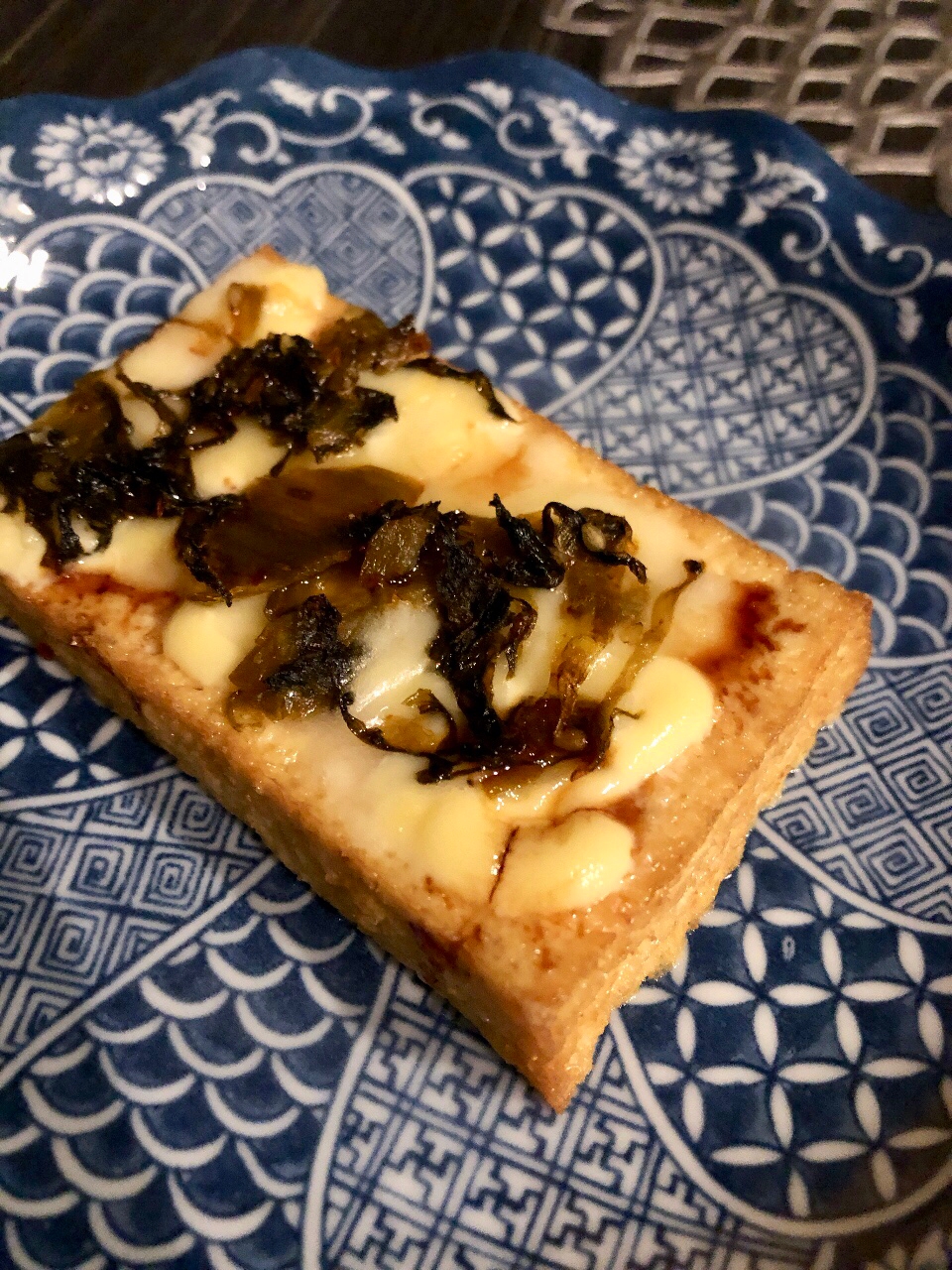 朝食やおつまみに☆トースター厚揚げ/高菜マヨチーズ