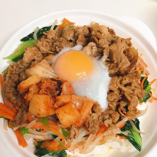 こどもと食べられる 豚こまで作る簡単ビビンバ丼 レシピ 作り方 By となみ 楽天レシピ こどもと食べられる 豚こまで作る簡単ビビンバ丼 レシピ 作り方 By となみ 楽天レシピ